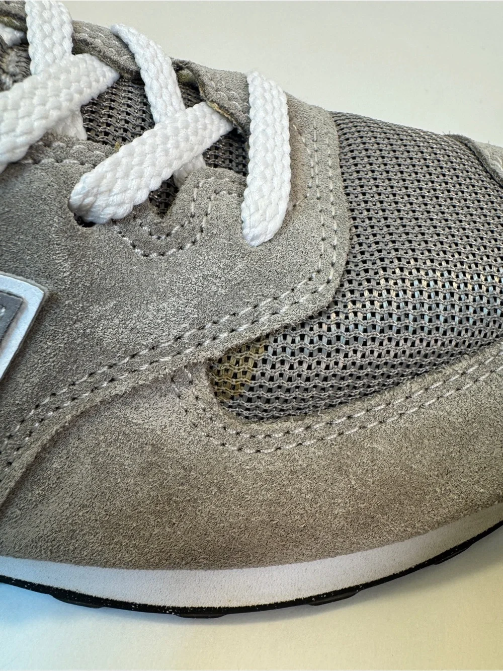 New Balance 574 Core Men’s Size 8.5 Grey Suede Sneakers